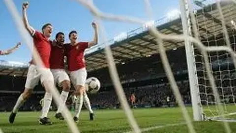 “神秘婚礼大揭秘：嘴炮情侣低调牵手，揭秘婚期与蜜地之谜！”